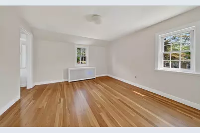 124 Hobart St, Hingham, MA 02043 - Photo 23