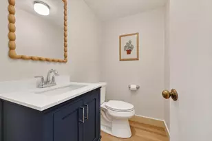 124 Hobart St, Hingham, MA 02043 - Photo 17