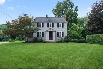 124 Hobart St, Hingham, MA 02043 - Photo 1