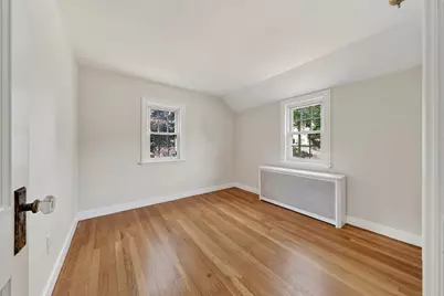 124 Hobart St, Hingham, MA 02043 - Photo 27