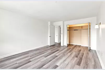 20 Hammond Pond Pkwy #208, Newton, MA 02467 - Photo 15