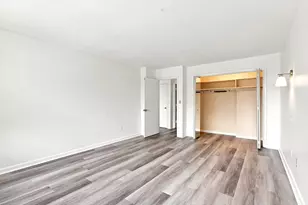 20 Hammond Pond Pkwy, Newton, MA 02467 - Photo 15