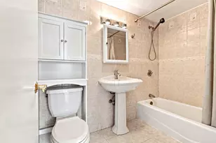 20 Hammond Pond Pkwy, Newton, MA 02467 - Photo 19