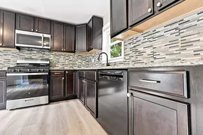 34 W School St, Westfield, MA 01085 - Photo 5