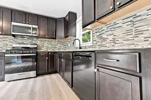 34 W School St, Westfield, MA 01085 - Photo 5