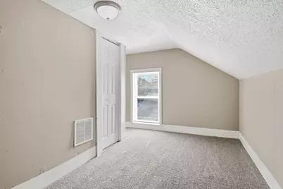 34 W School St, Westfield, MA 01085 - Photo 23