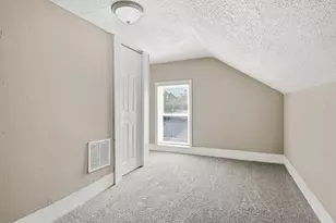 34 W School St, Westfield, MA 01085 - Photo 23