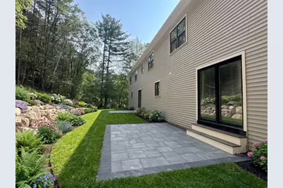 43 Burlington Road, Bedford, MA 01730 - Photo 9