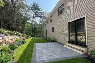 43 Burlington Rd, Bedford, MA 01730 - Photo 9