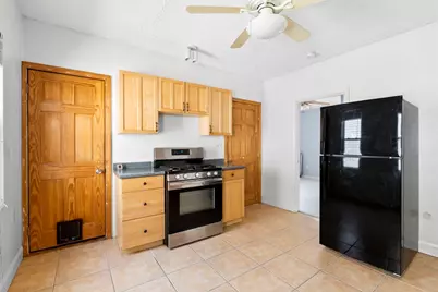 21 Cabot #2, Salem, MA 01970 - Photo 11
