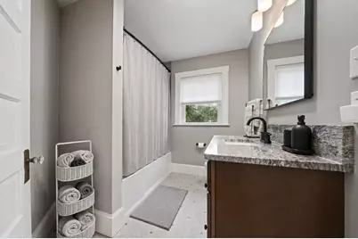 276 Plain St, Stoughton, MA 02072 - Photo 21