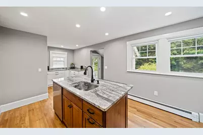 276 Plain St, Stoughton, MA 02072 - Photo 17