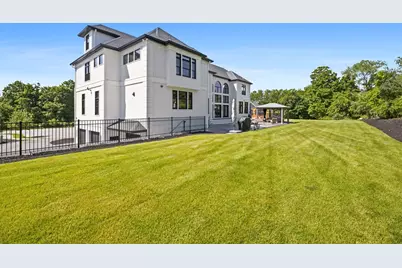 19 Bridle Spur Ln, Danvers, MA 01923 - Photo 39