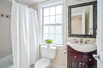 405 E 3rd St #2, Boston, MA 02127 - Photo 11