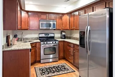 405 E 3rd St #2, Boston, MA 02127 - Photo 7