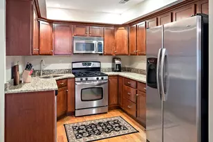 405 E 3rd St, Boston, MA 02127 - Photo 7