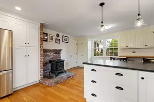 17 Highland St, Rockport, MA 01966 - Photo 9