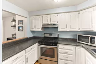 8 Spruce Tree Ln, Norton, MA 02766 - Photo 7
