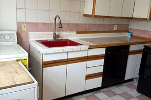 1 Melbourne St, Boston, MA 02124 - Photo 9