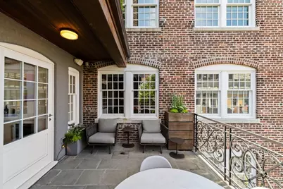 41 Mt Vernon Street #5, Boston, MA 02108 - Photo 9