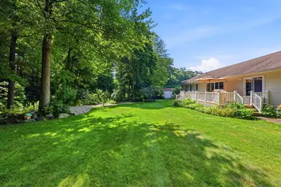 142 Oak Knoll Cir, Ludlow, MA 01056 - Photo 37