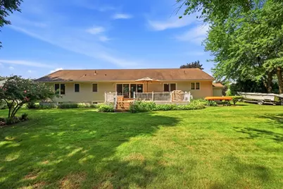 142 Oak Knoll Cir, Ludlow, MA 01056 - Photo 35