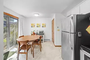 73 Bridge St, Northampton, MA 01060 - Photo 7