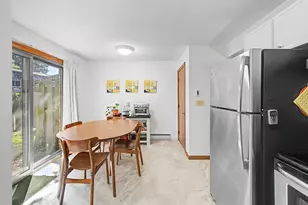 73 Bridge St, Northampton, MA 01060 - Photo 7