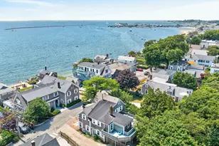 484 Commercial St, Provincetown, MA 02657 - Photo 1