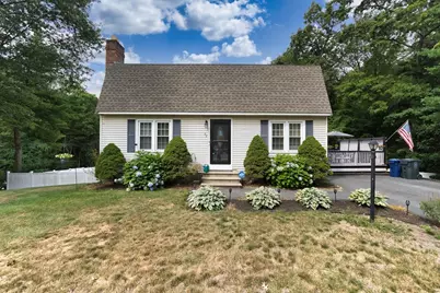 62 Dexter Ave, Dracut, MA 01826 - Photo 1