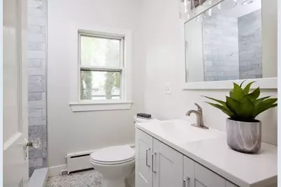 16 Cabot St, Newton, MA 02458 - Photo 9