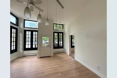 70E Beacon St, Somerville, MA 02143 - Photo 3