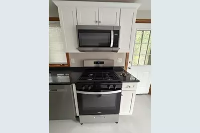 206 Comfort St #206, Bridgewater, MA 02324 - Photo 5