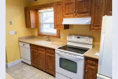 19 Rowland Street #1, Marblehead, MA 01945 - Photo 3