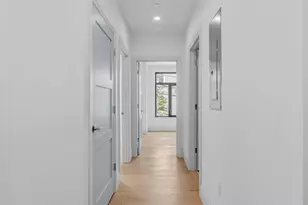 34 Oak St, Boston, MA 02136 - Photo 9