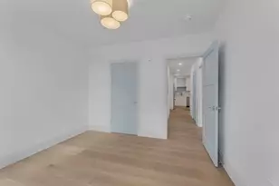 34 Oak St, Boston, MA 02136 - Photo 15