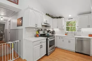 514 Wareham Rd, Plymouth, MA 02360 - Photo 5