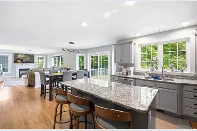 37 Bacon Street, Pepperell, MA 01463 - Photo 9