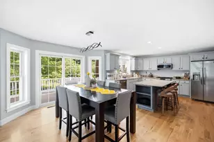 37 Bacon St, Pepperell, MA 01463 - Photo 7