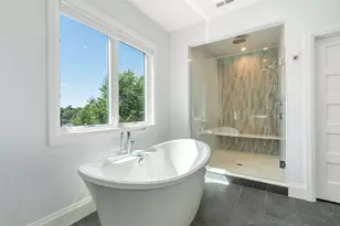 1058 Beacon St, Newton, MA 02459 - Photo 27