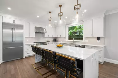 1058 Beacon Street #2, Newton, MA 02459 - Photo 9
