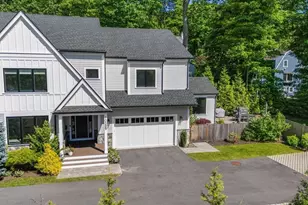 1058 Beacon St, Newton, MA 02459 - Photo 37