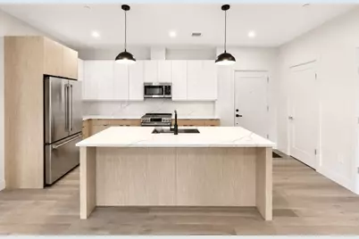 85 Myrtle St #107, Quincy, MA 02171 - Photo 3
