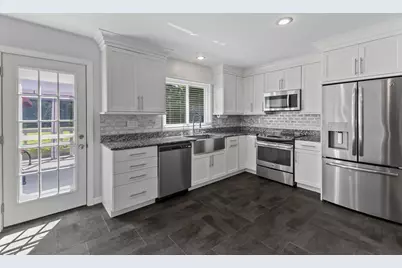 92 Adams Rd, Grafton, MA 01536 - Photo 9
