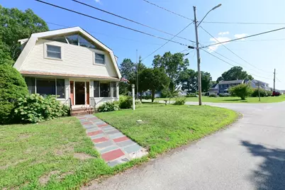 22 Ash St, Wareham, MA 02571 - Photo 3