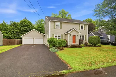 24 Victoria Ter, Ludlow, MA 01056 - Photo 3