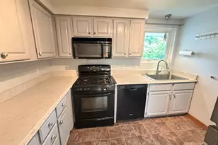 81 Briar Way, Greenfield, MA 01301 - Photo 7