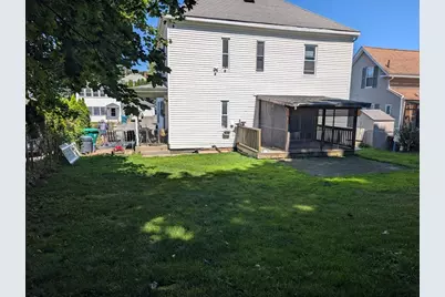 269 Oak St, Clinton, MA 01510 - Photo 3