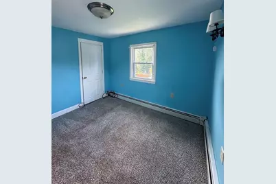 28 Crane Street, Swansea, MA 02777 - Photo 9