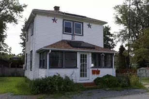 28 Crane St, Swansea, MA 02777 - Photo 1
